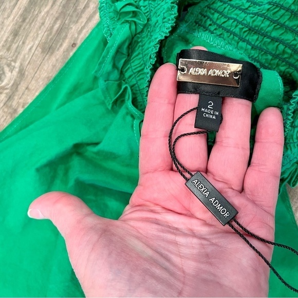 Alexia Admor ~ Green Smocked Neck Trapeze ~MOLLY DRESS $245 size 2 halter - Picture 14 of 14